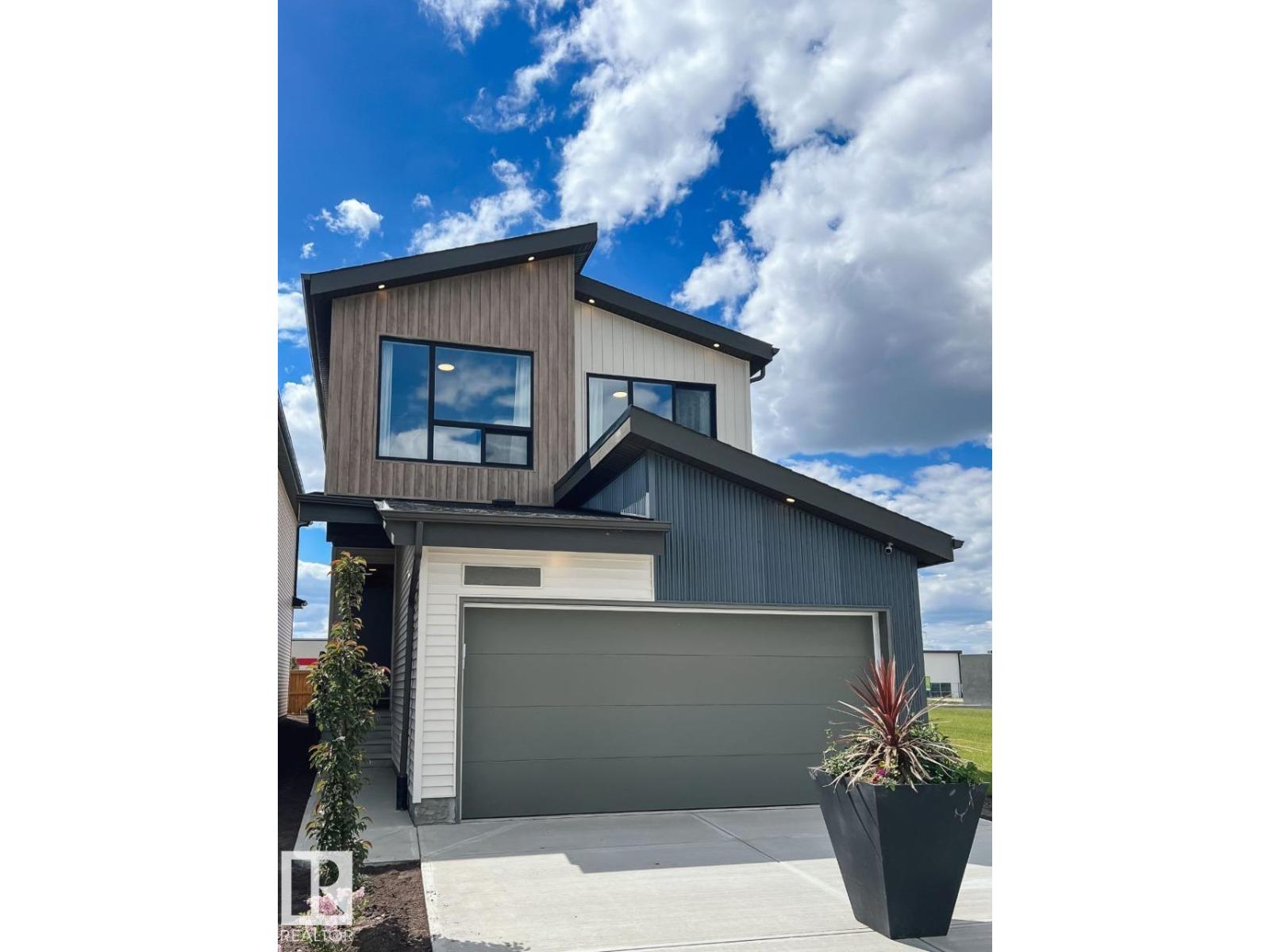 202 Stetson LO