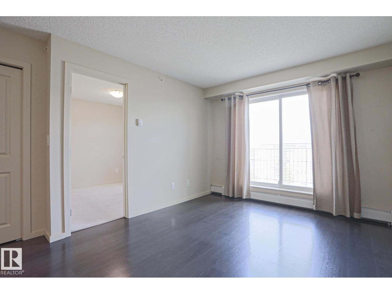 #411 3353 16a Av Nw Property Photo 20