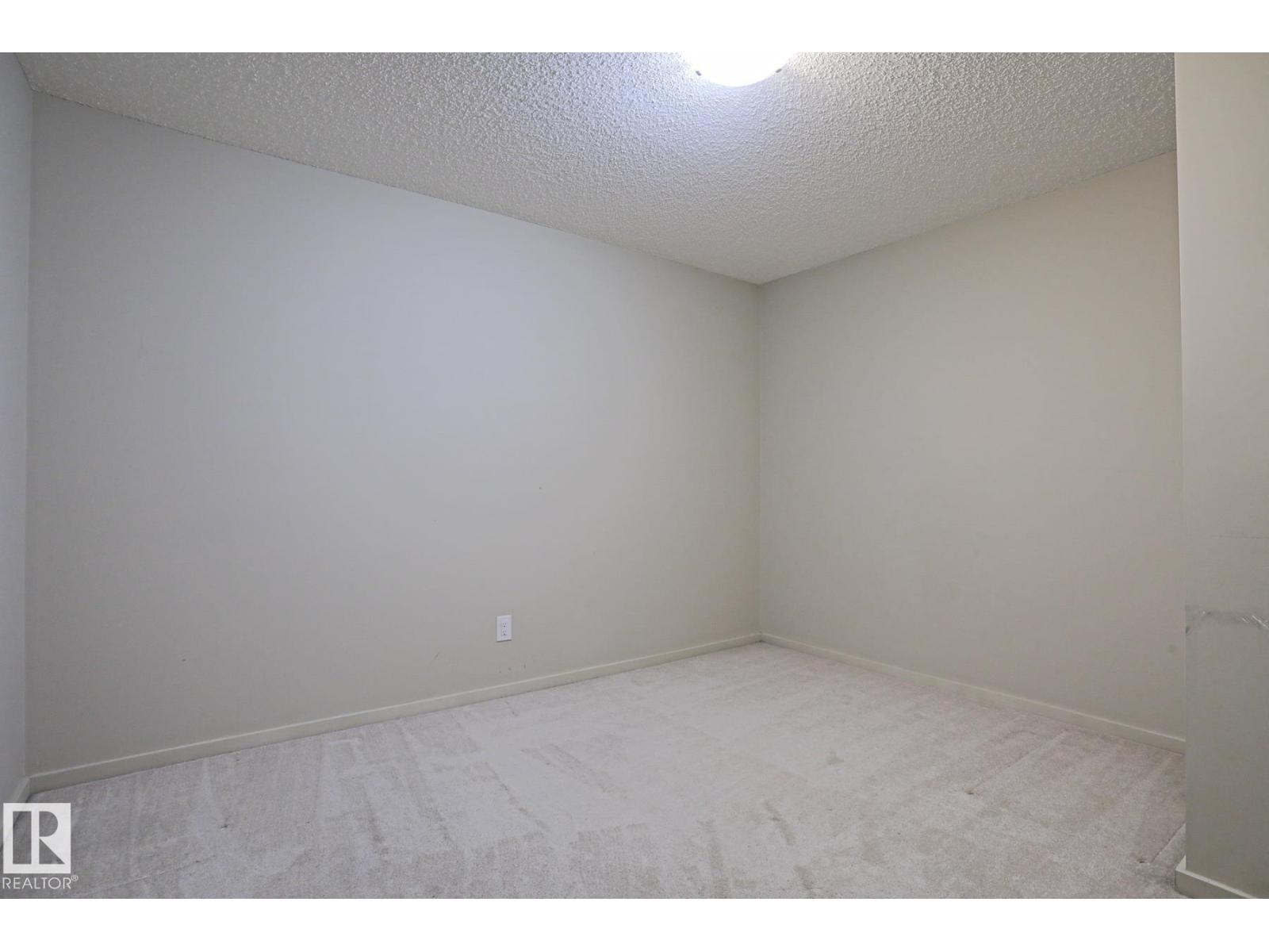 #411 3353 16a Av Nw Property Photo 24