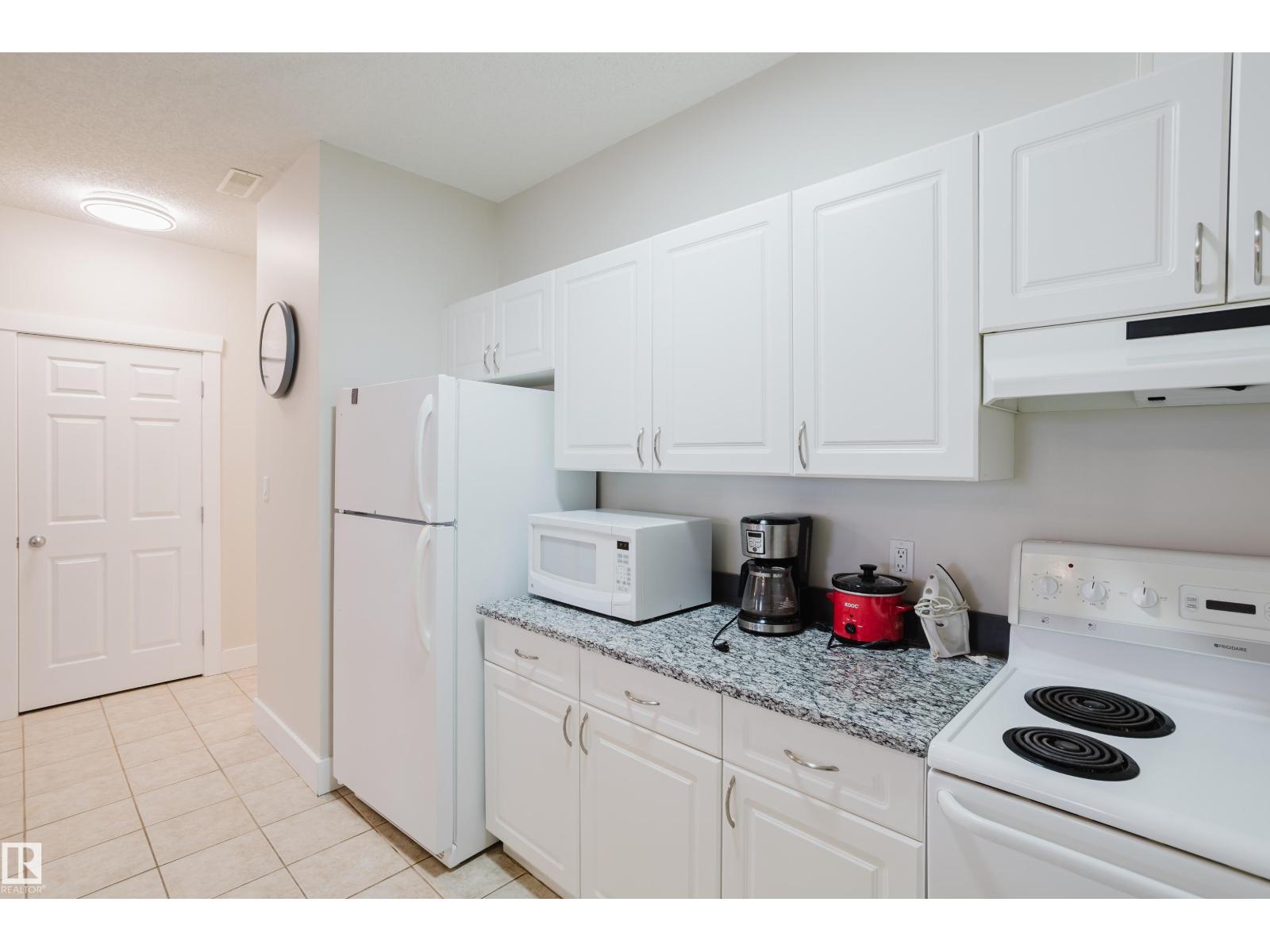 #407 9919 105 St Nw Property Photo 11