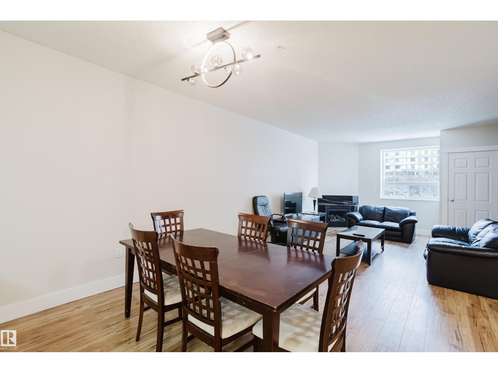 #407 9919 105 St Nw Property Photo 17