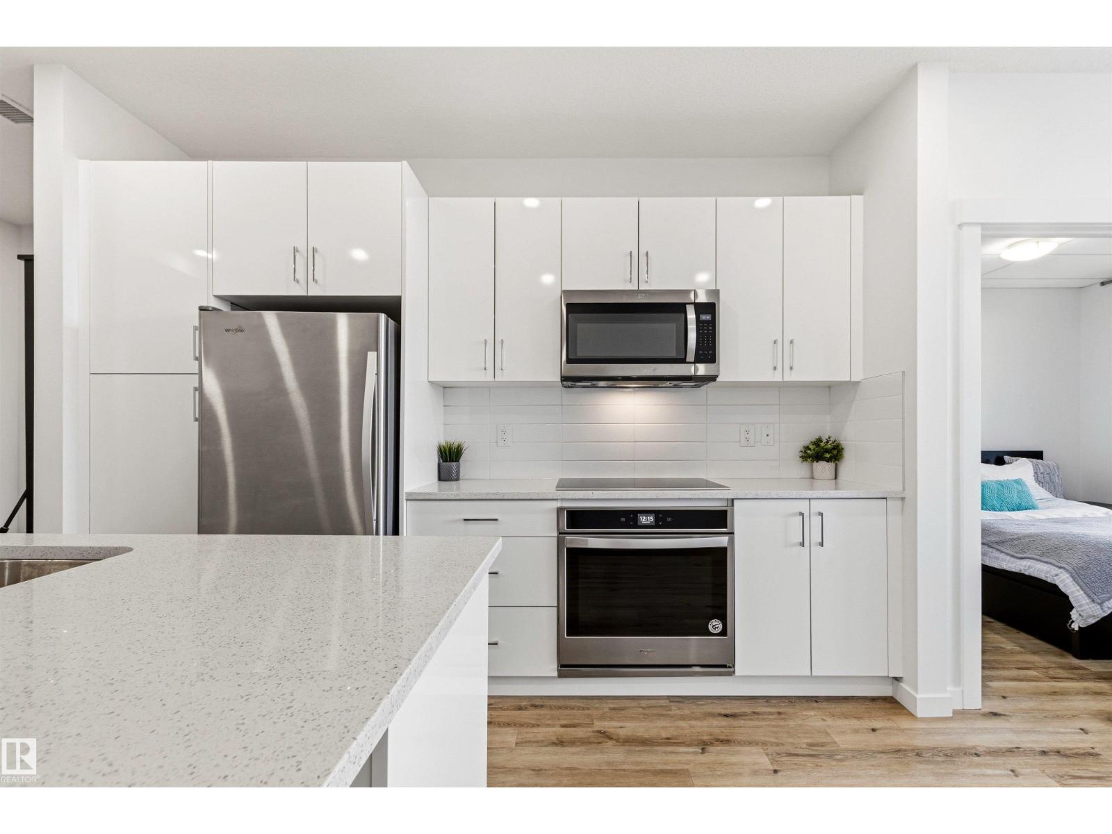 #413 11503 76 Av Nw Property Photo 10