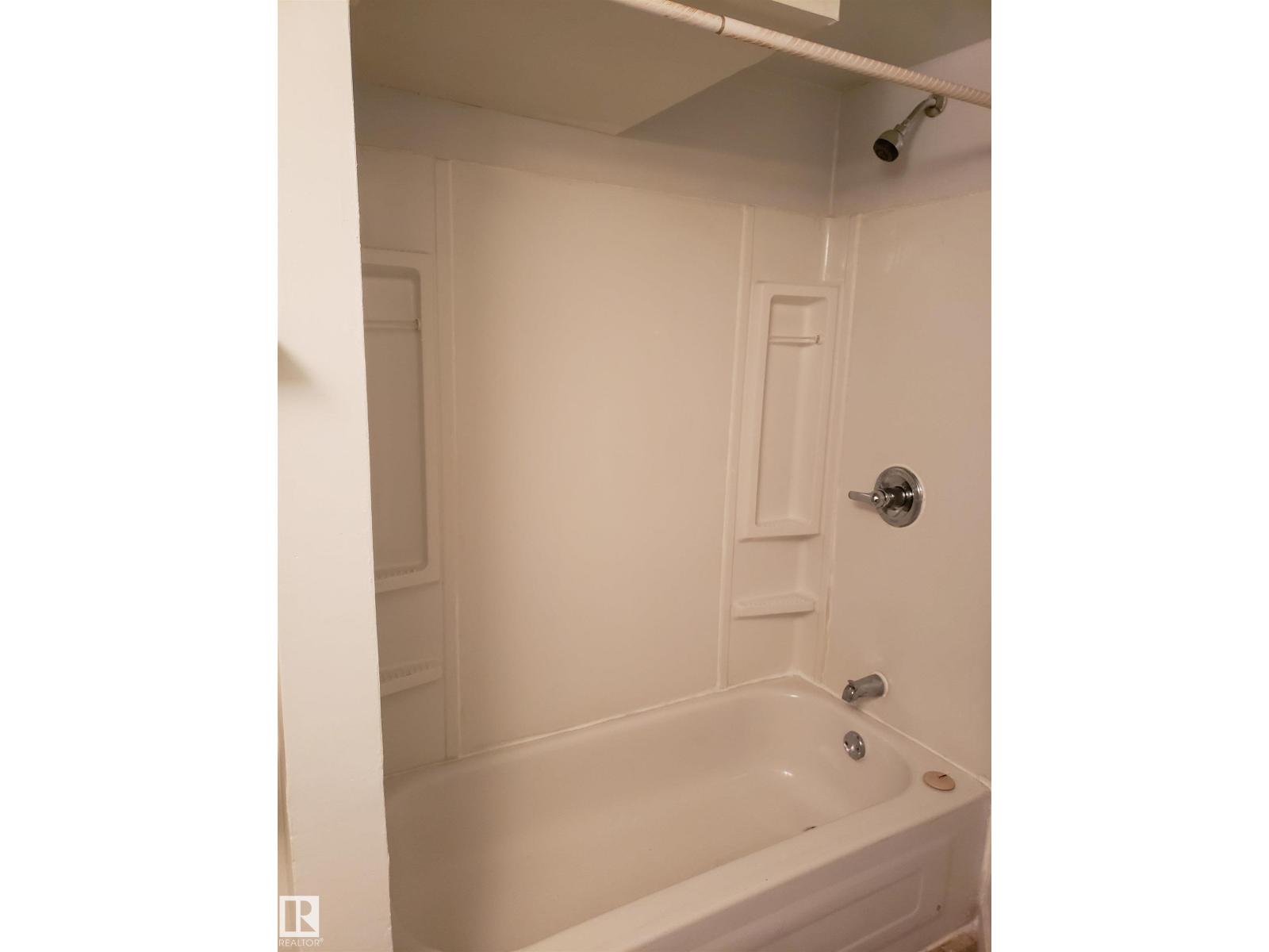 10219a 155 St Nw Property Photo 14