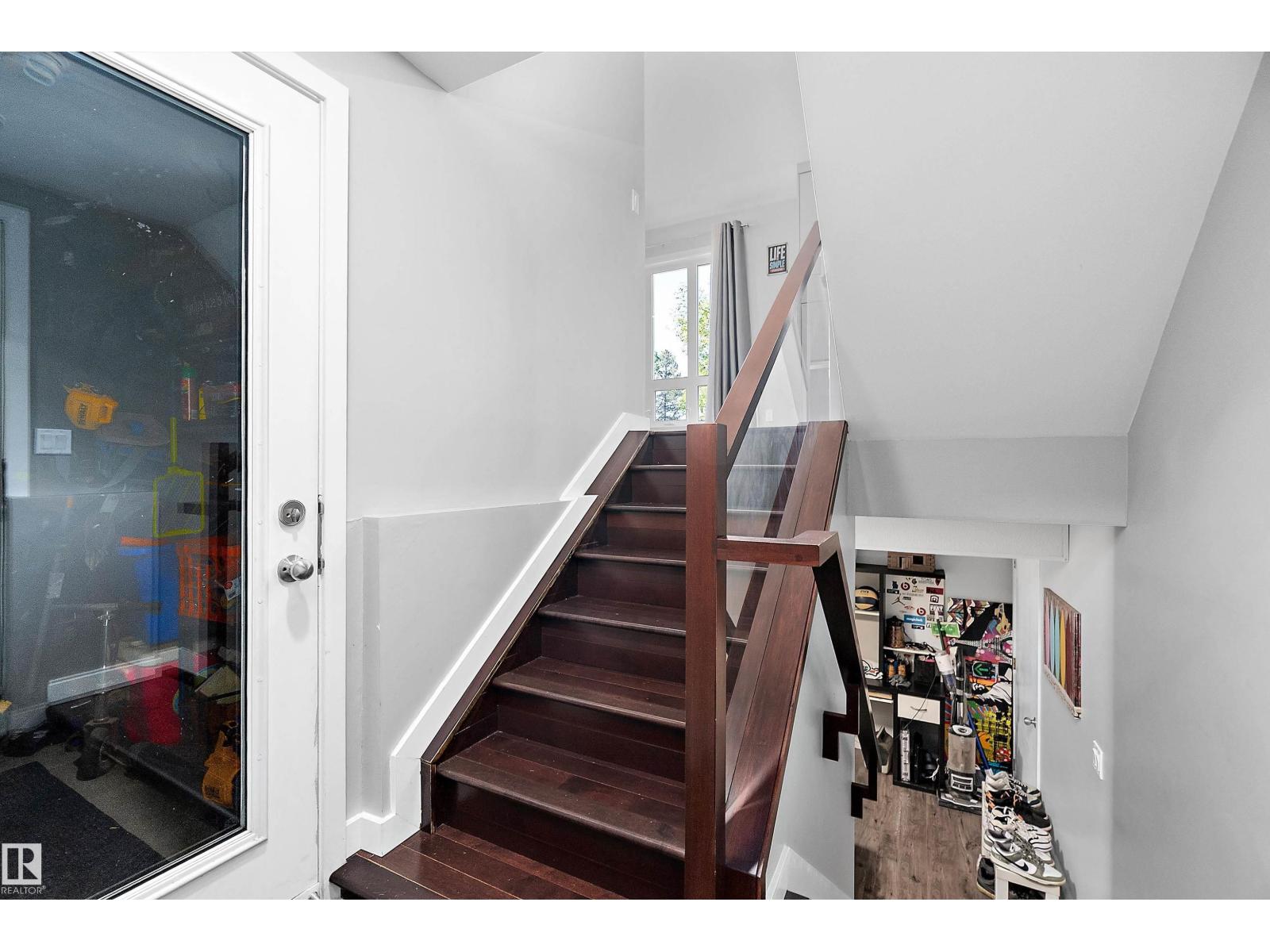 14832 103 Ave Nw Property Photo 4