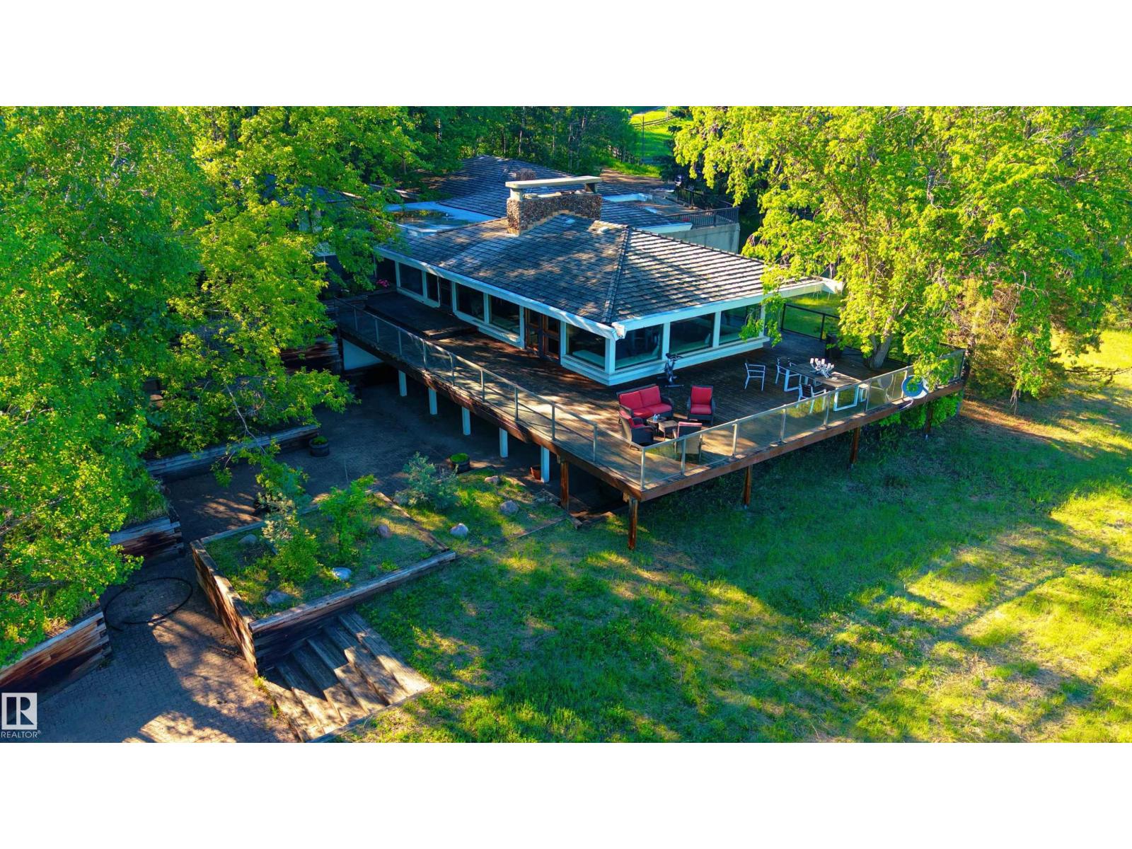 20211 9 Av Sw Property Photo 3