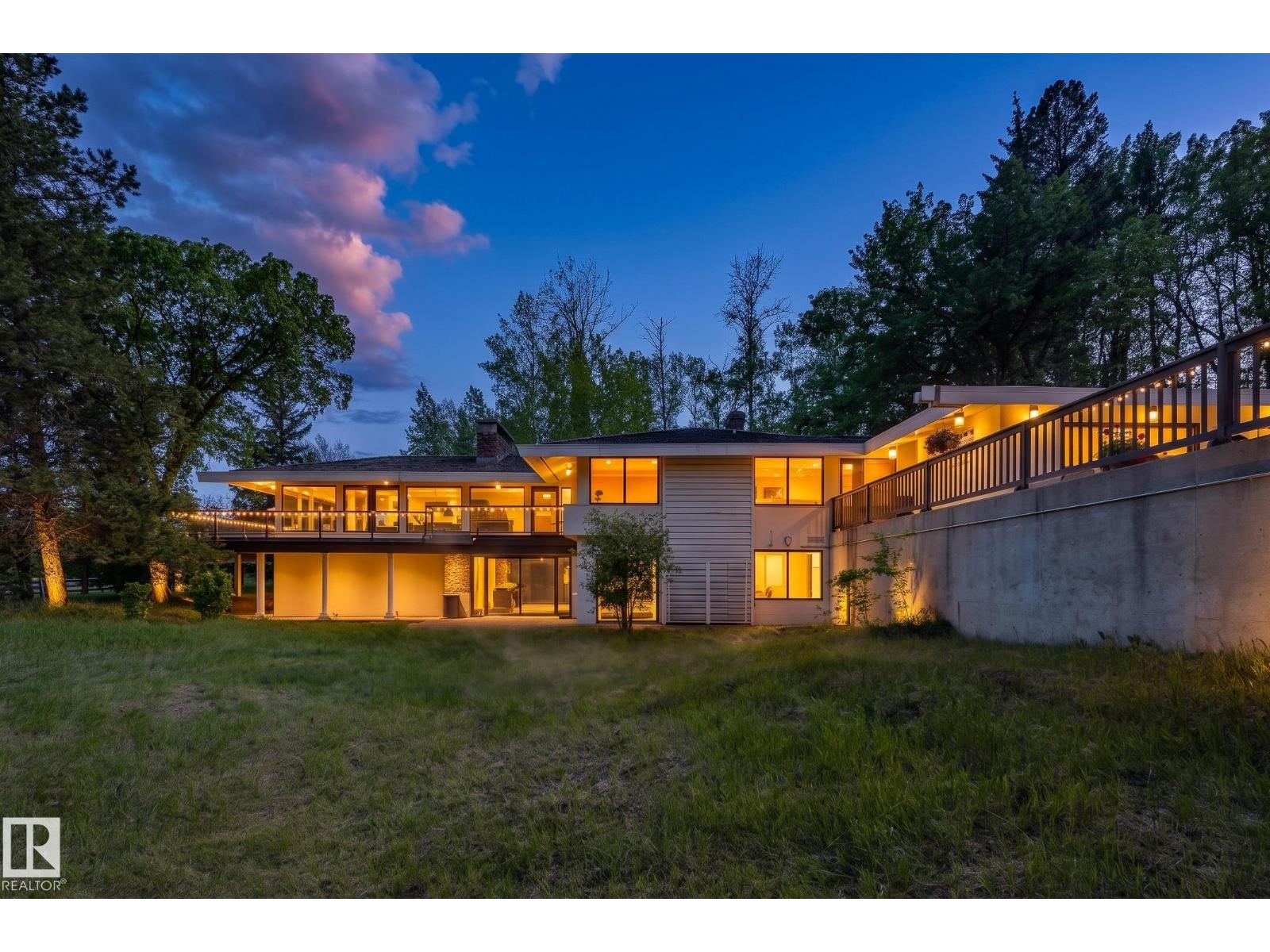 20211 9 Av Sw Property Photo 4