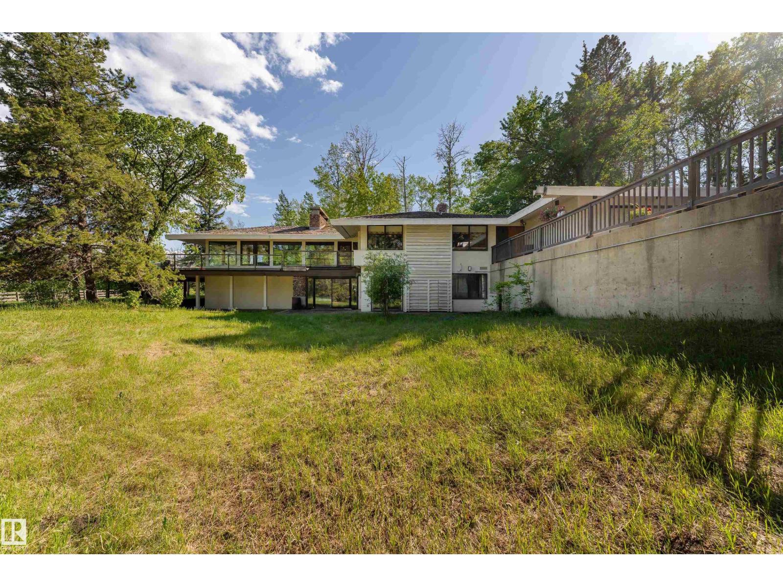 20211 9 Av Sw Property Photo 5