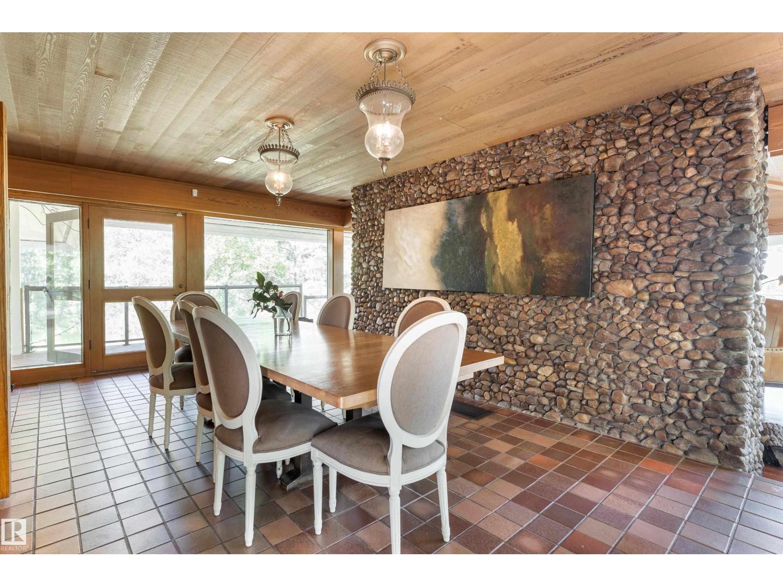 20211 9 Av Sw Property Photo 12