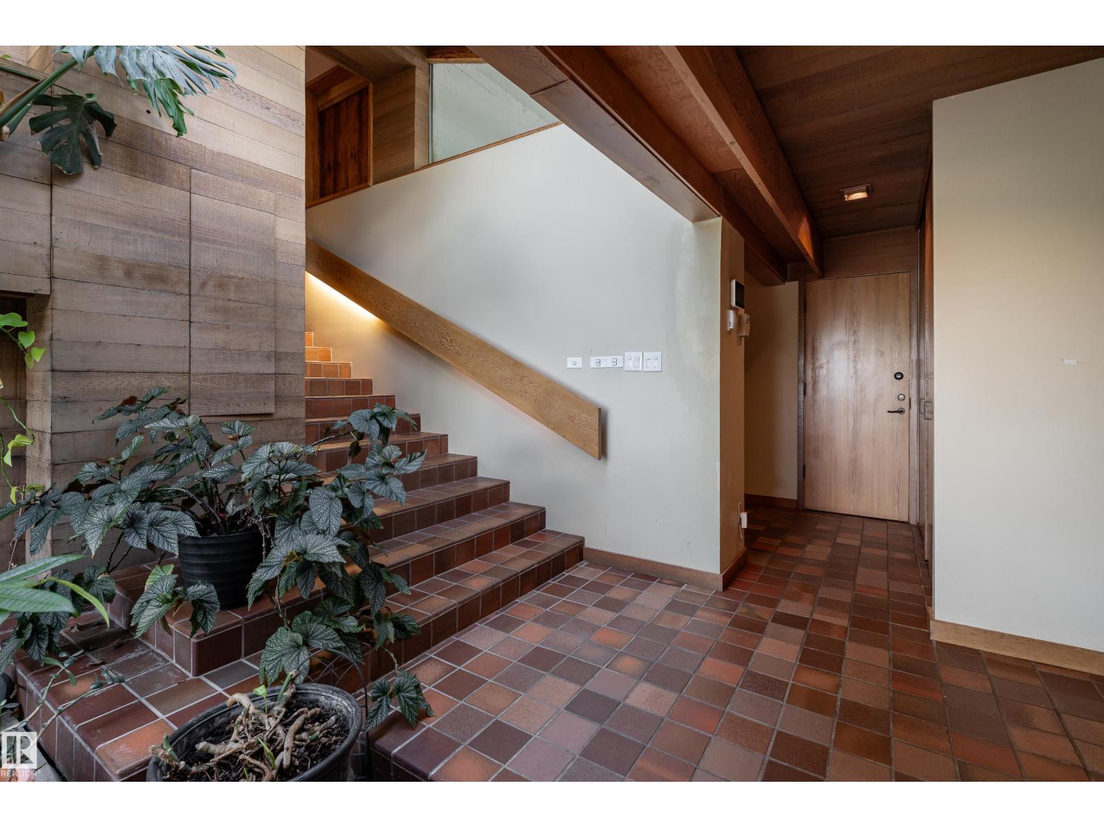 20211 9 Av Sw Property Photo 21