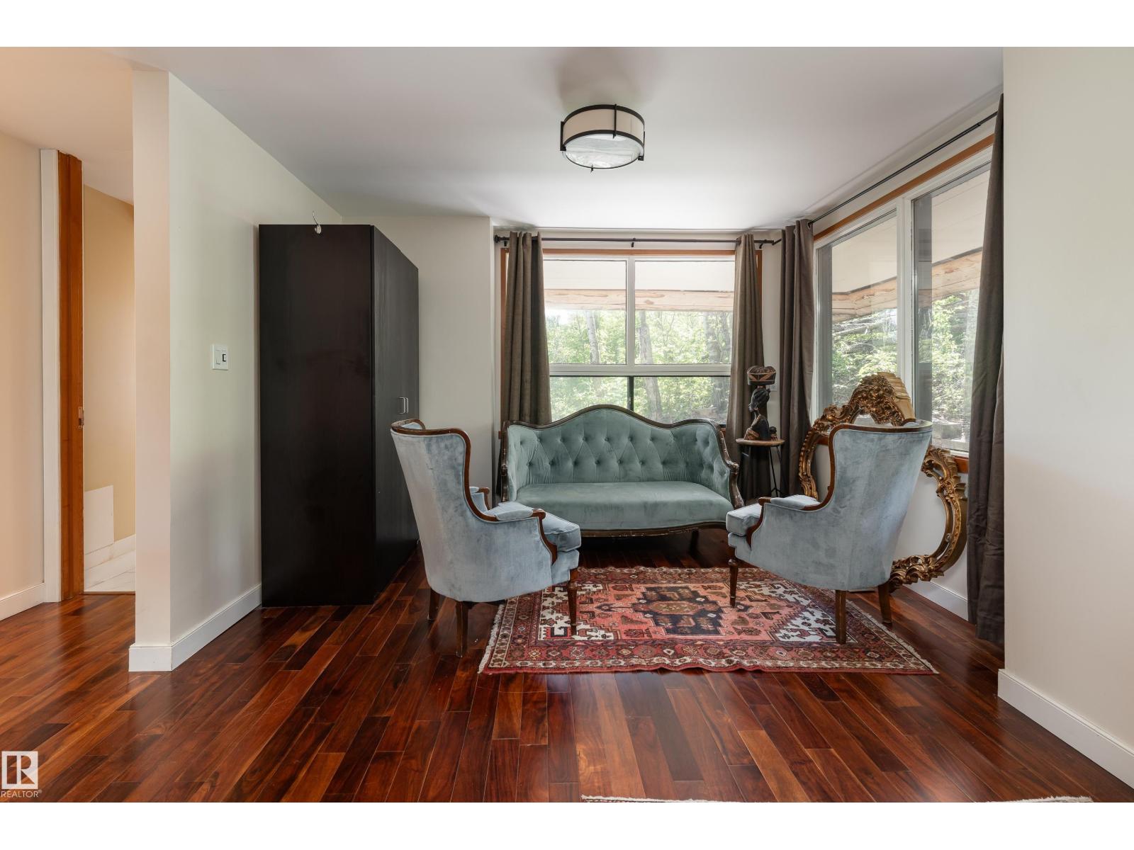 20211 9 Av Sw Property Photo 26