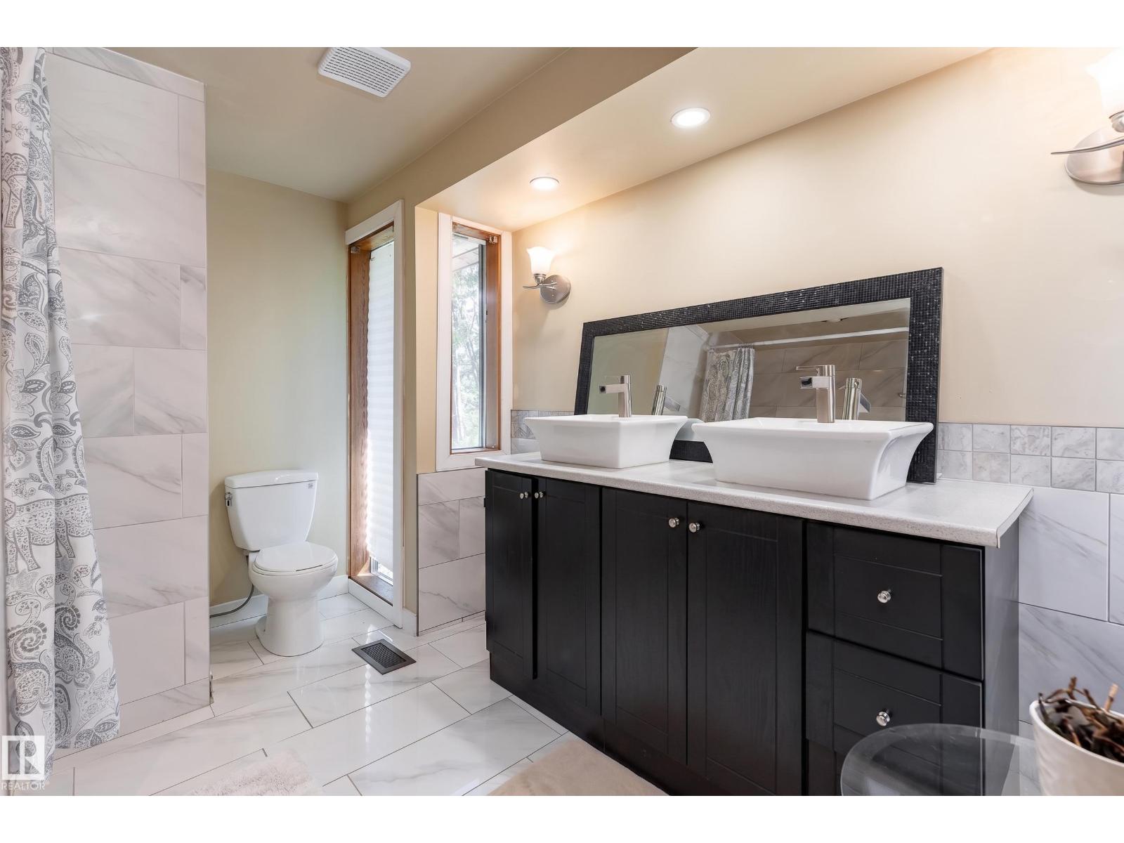 20211 9 Av Sw Property Photo 27