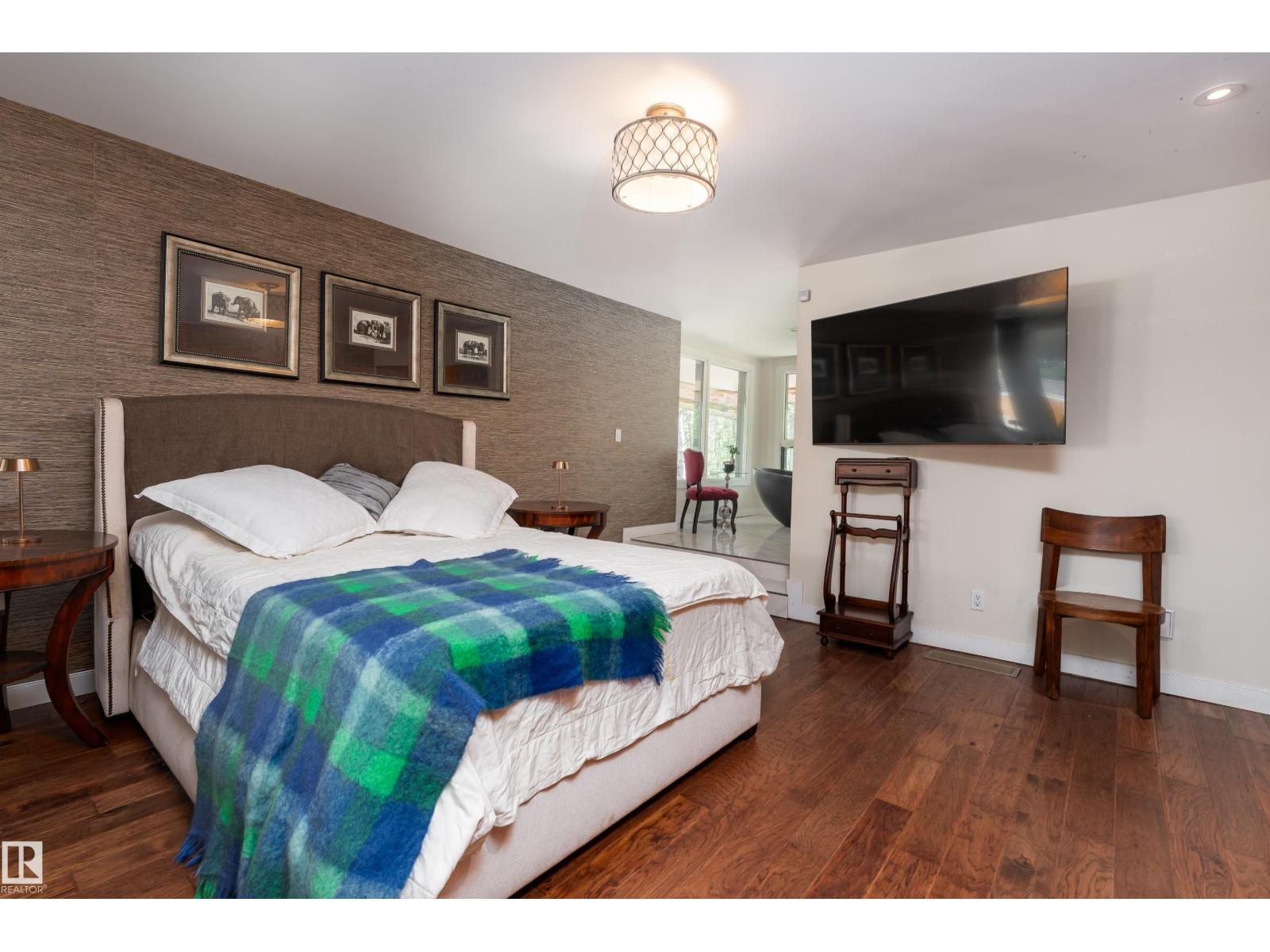 20211 9 Av Sw Property Photo 33