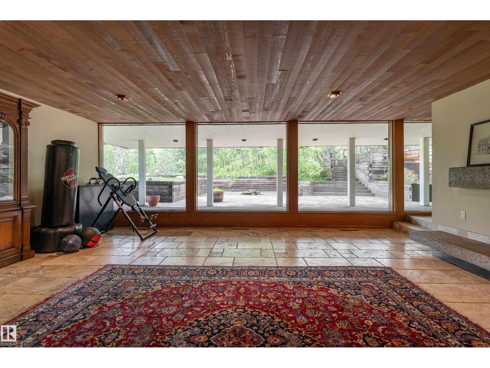 20211 9 Av Sw Property Photo 39