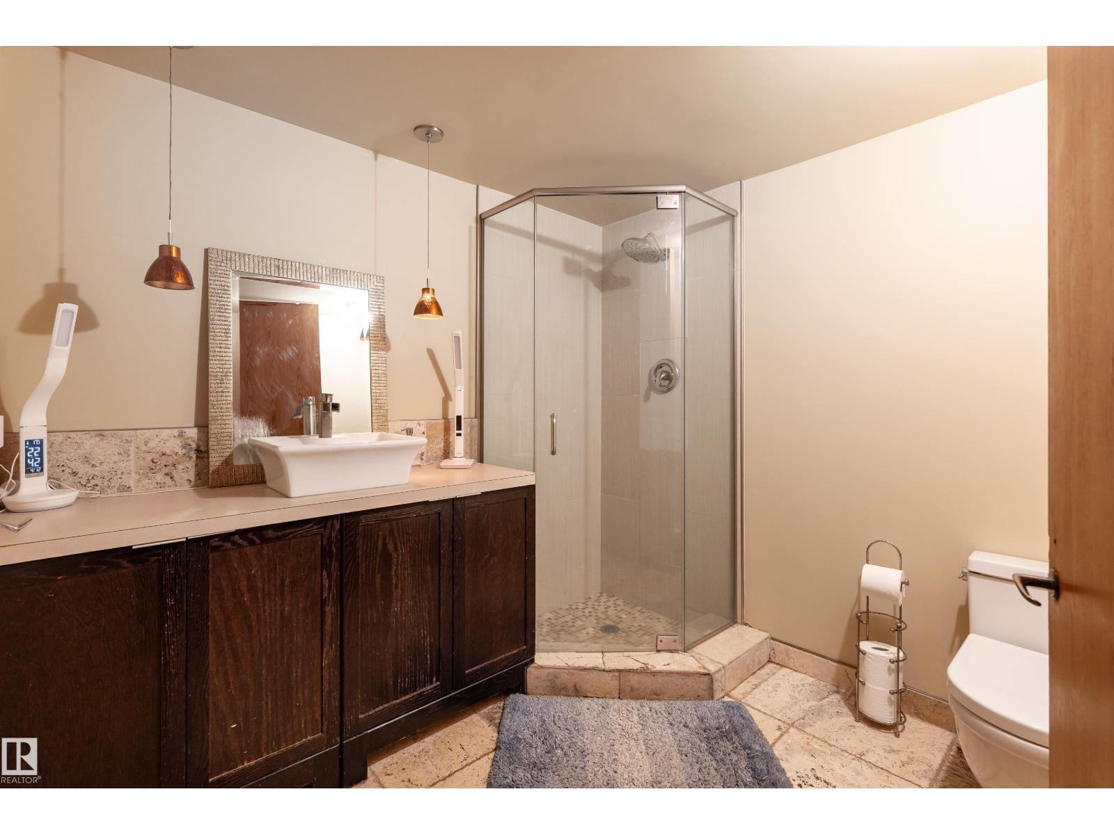 20211 9 Av Sw Property Photo 48