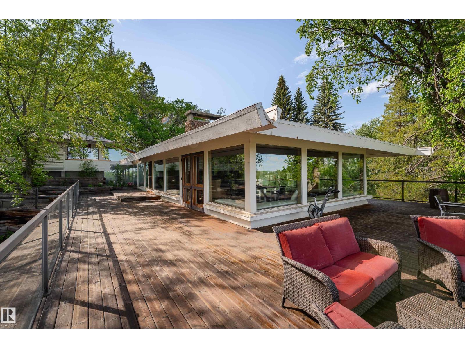 20211 9 Av Sw Property Photo 51