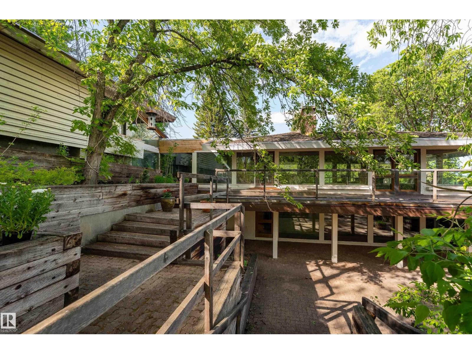 20211 9 Av Sw Property Photo 58