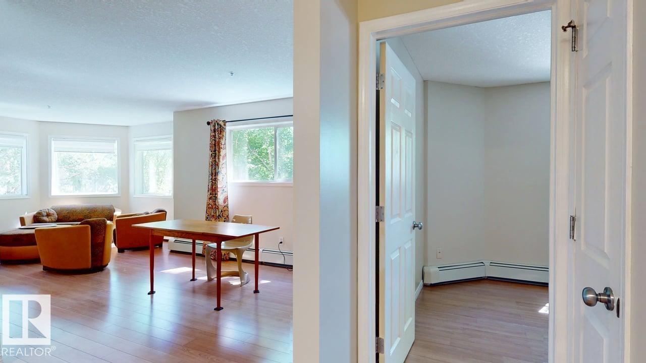 #201 11408 108 Av Nw Property Photo 12