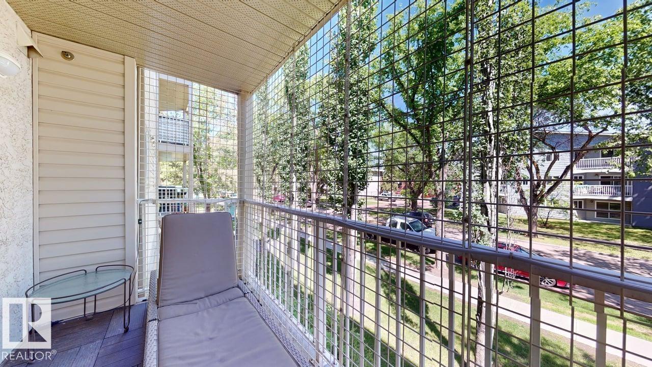 #201 11408 108 Av Nw Property Photo 22