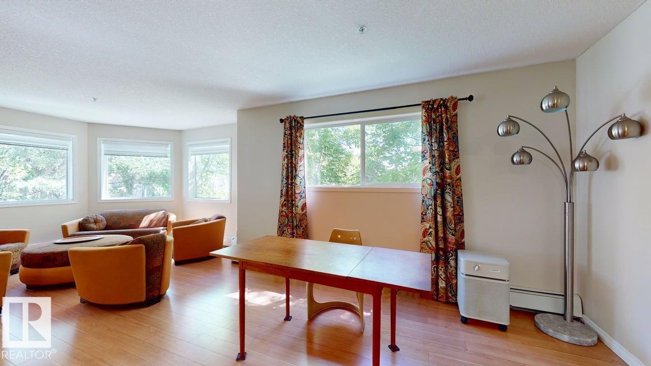 #201 11408 108 Av Nw Property Photo 25