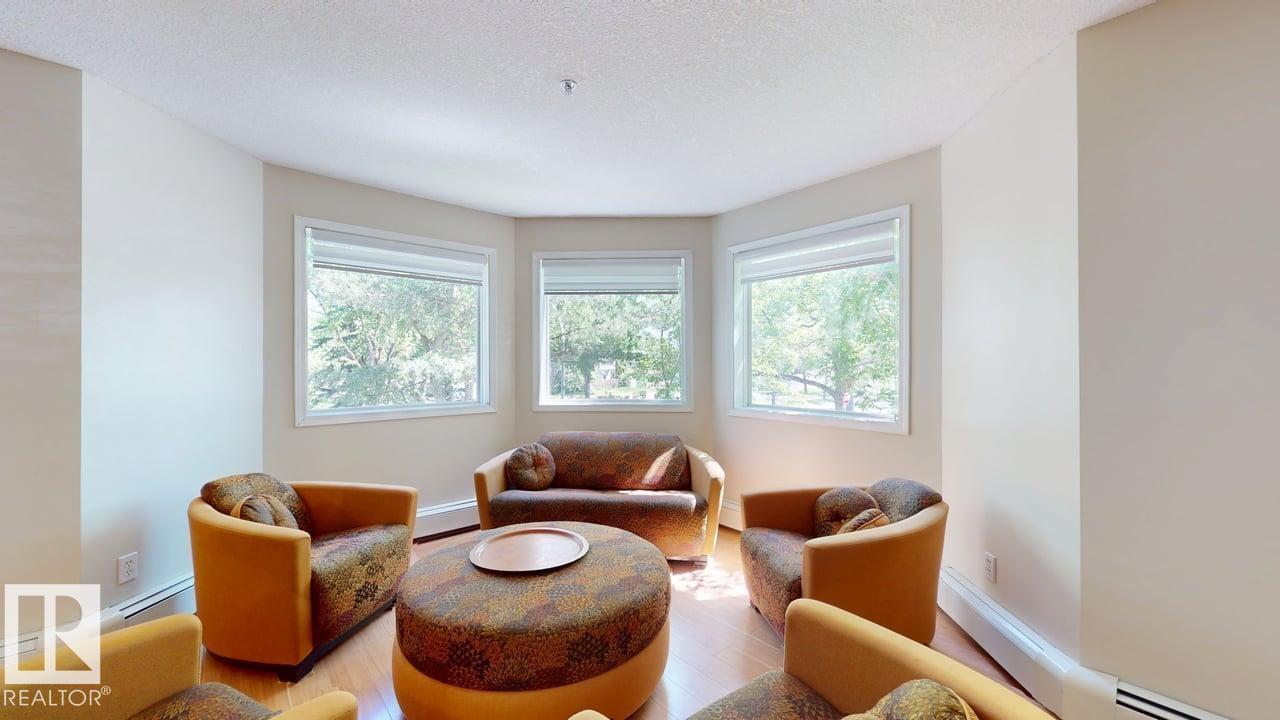 #201 11408 108 Av Nw Property Photo 26