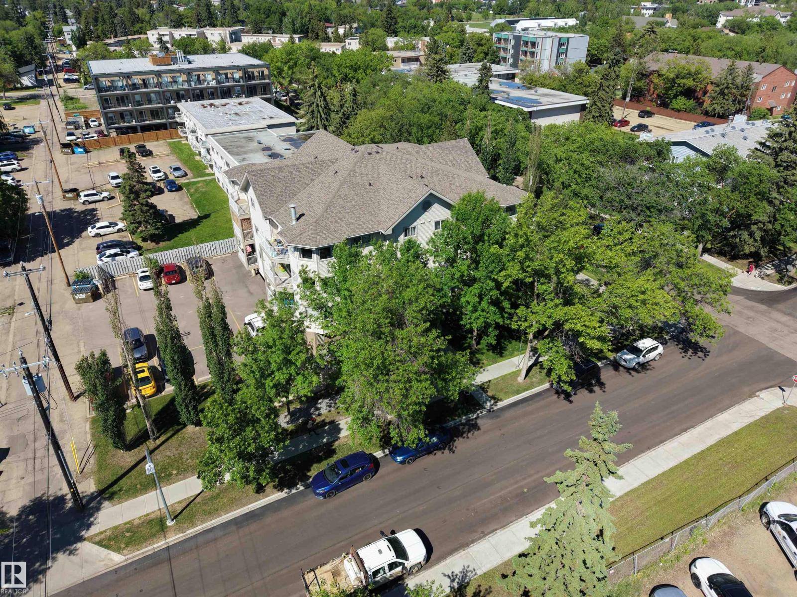 #201 11408 108 Av Nw Property Photo 34