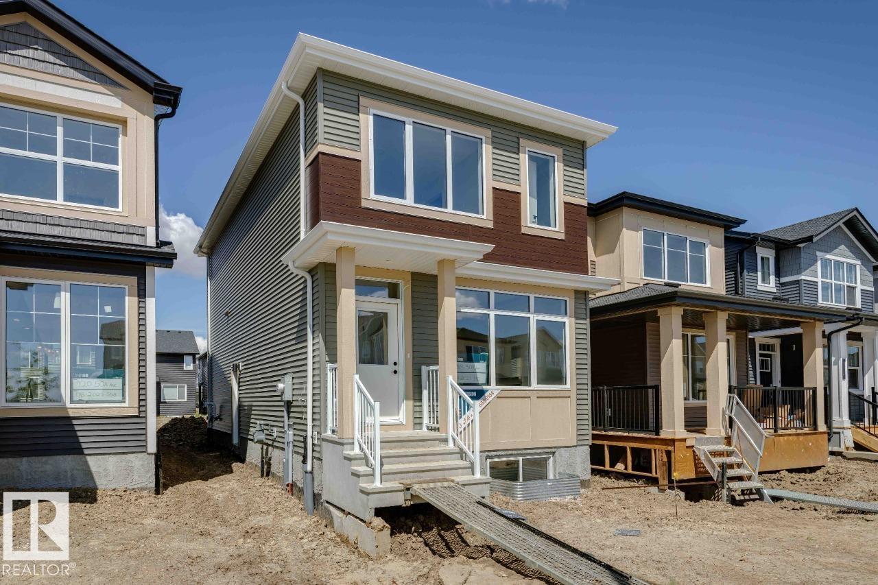 7118 50a Av Property Photo 3