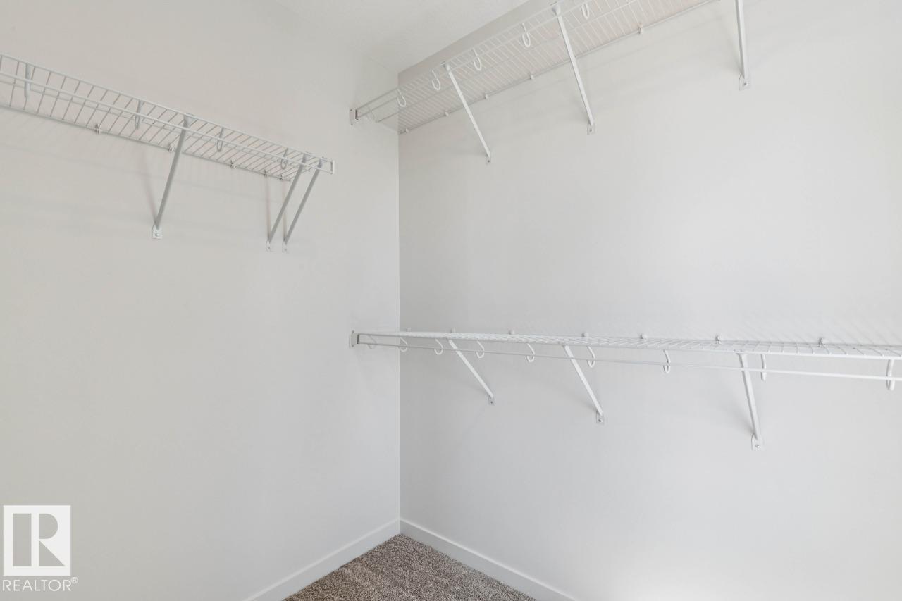 7118 50a Av Property Photo 23