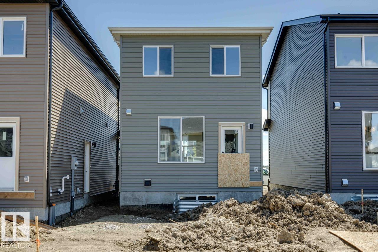 7118 50a Av Property Photo 31