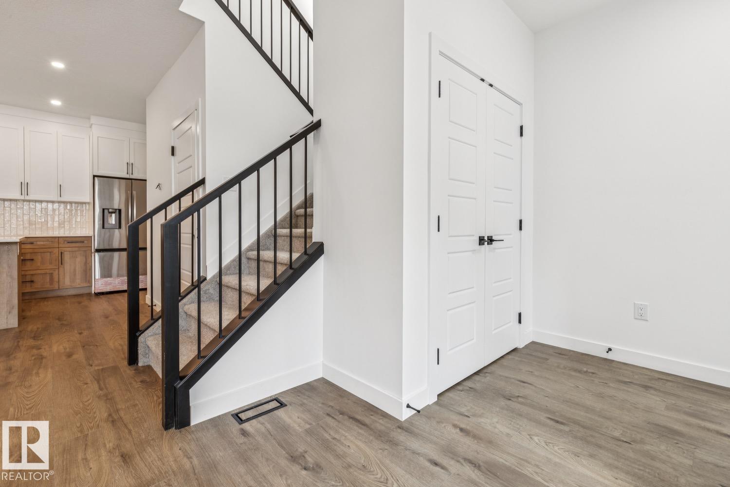 11336 130 St Nw Property Photo 7