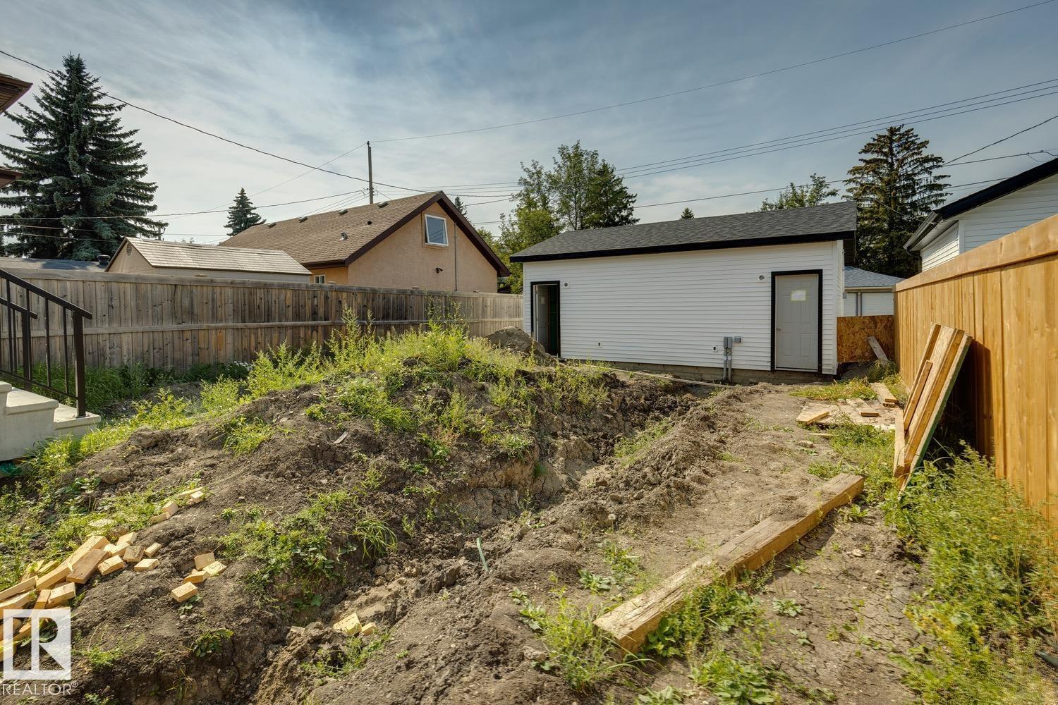 11336 130 St Nw Property Photo 27