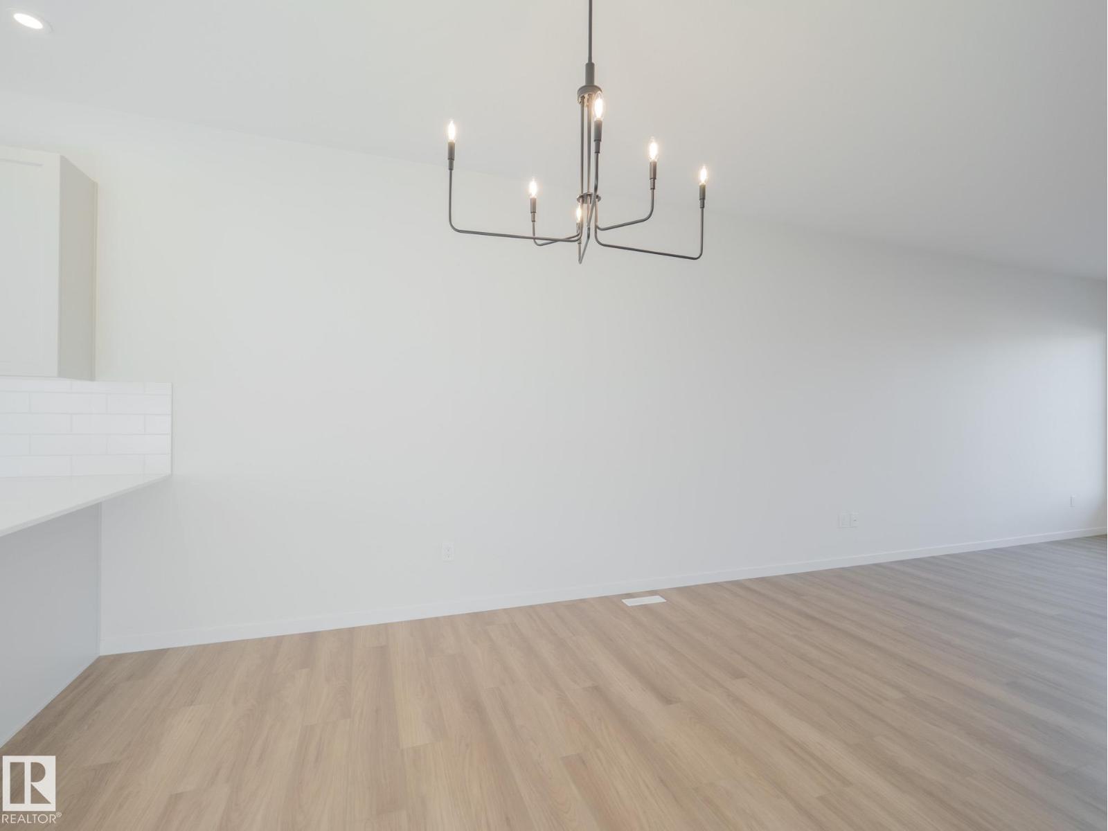 29 Nerine Cr Property Photo 12
