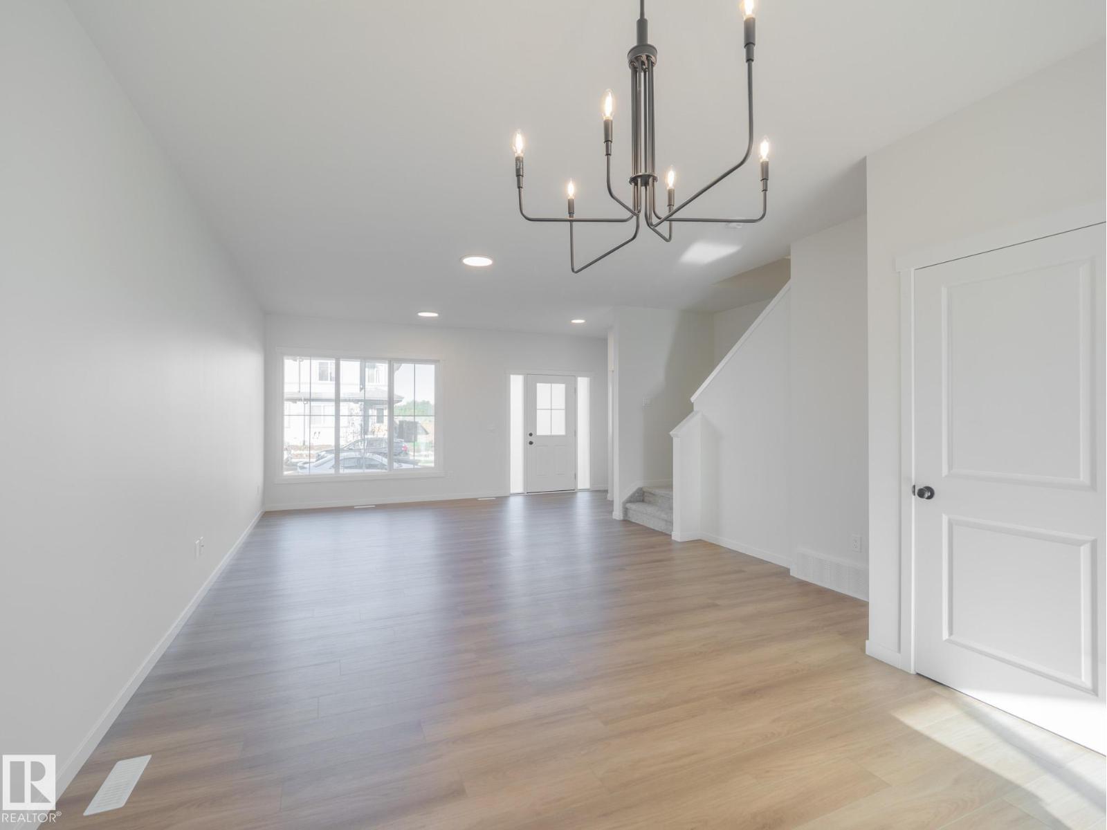 29 Nerine Cr Property Photo 13