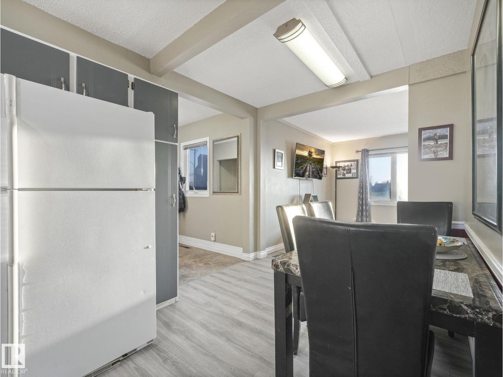 5305 46 St Property Photo 11