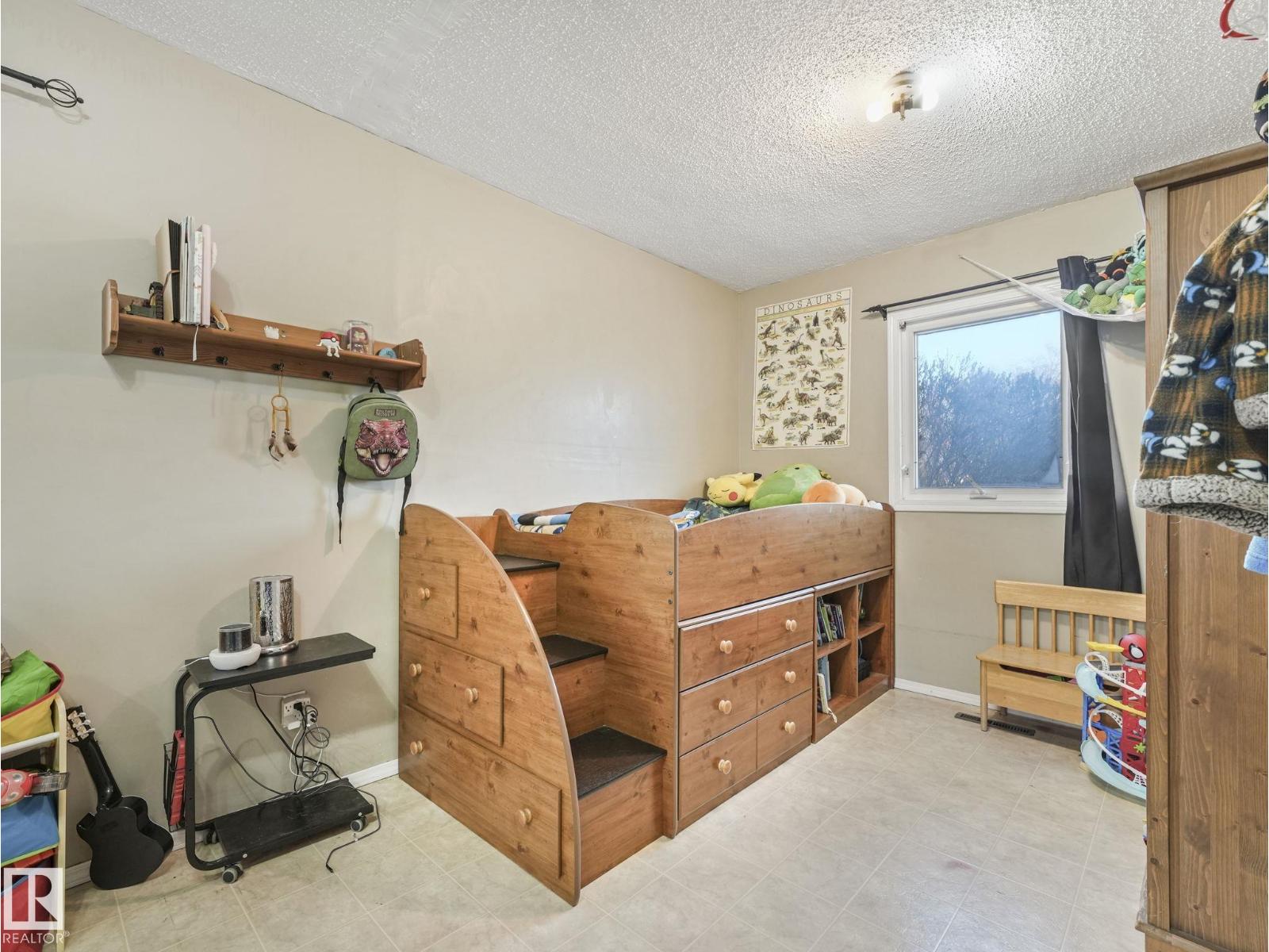 5305 46 St Property Photo 15