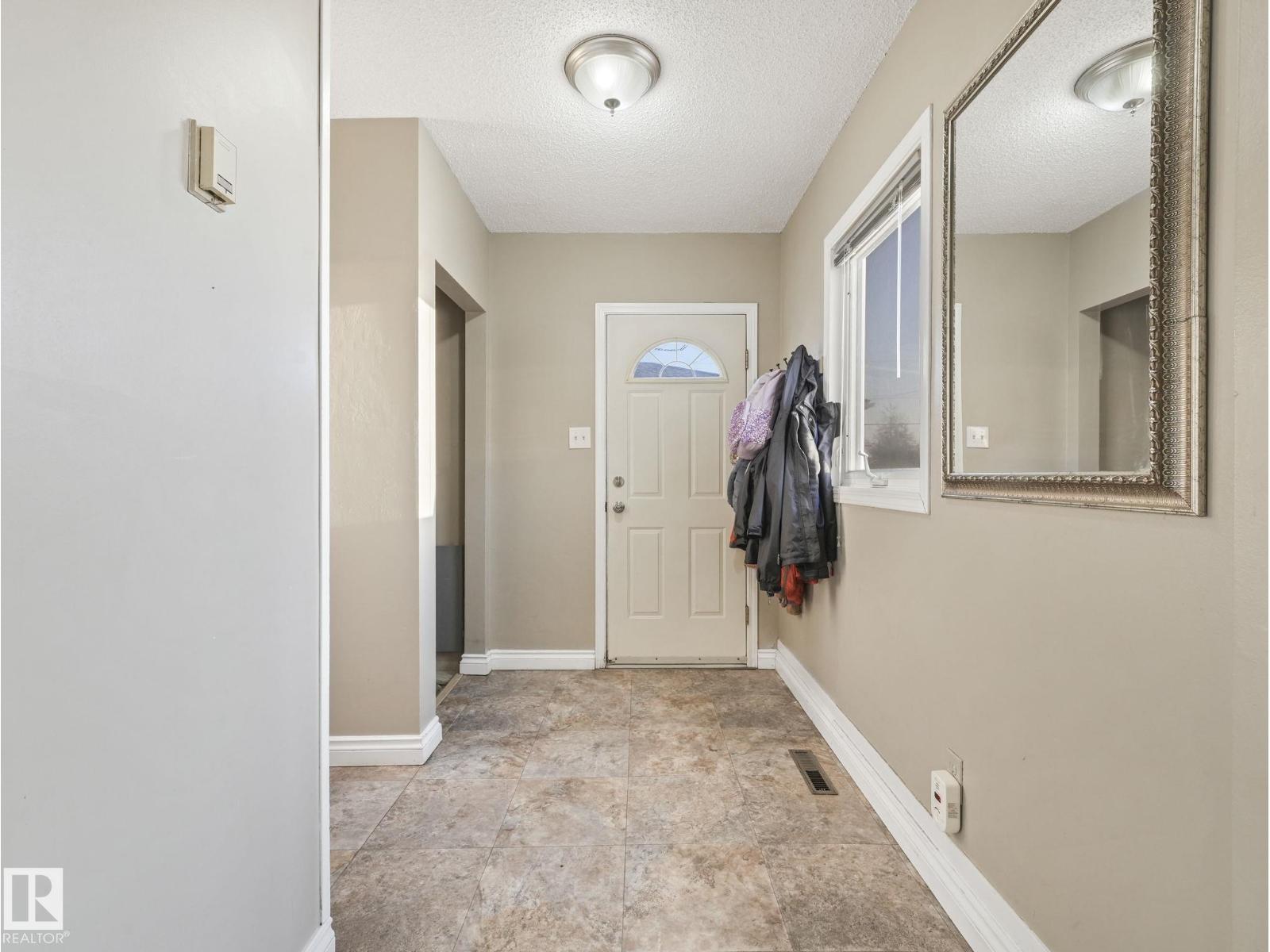 5305 46 St Property Photo 16