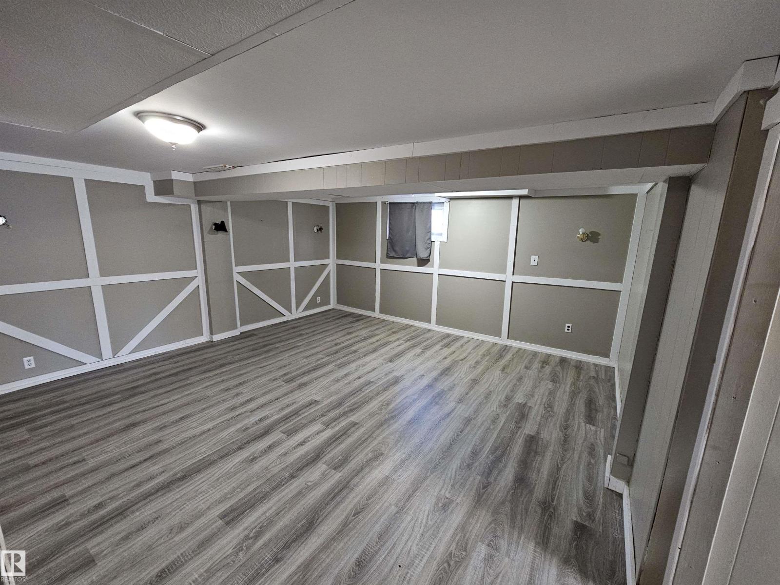 5305 46 St Property Photo 20