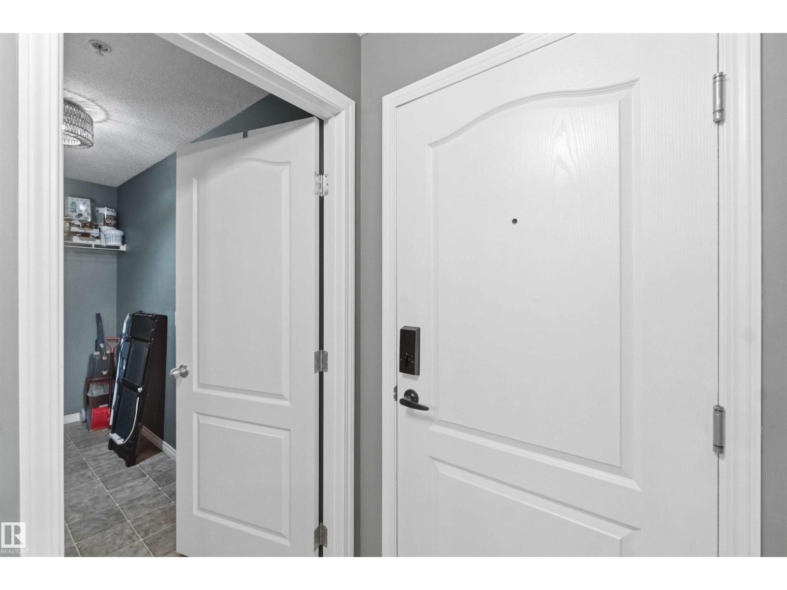 #128 1520 Hammond Gate Nw Property Photo 5