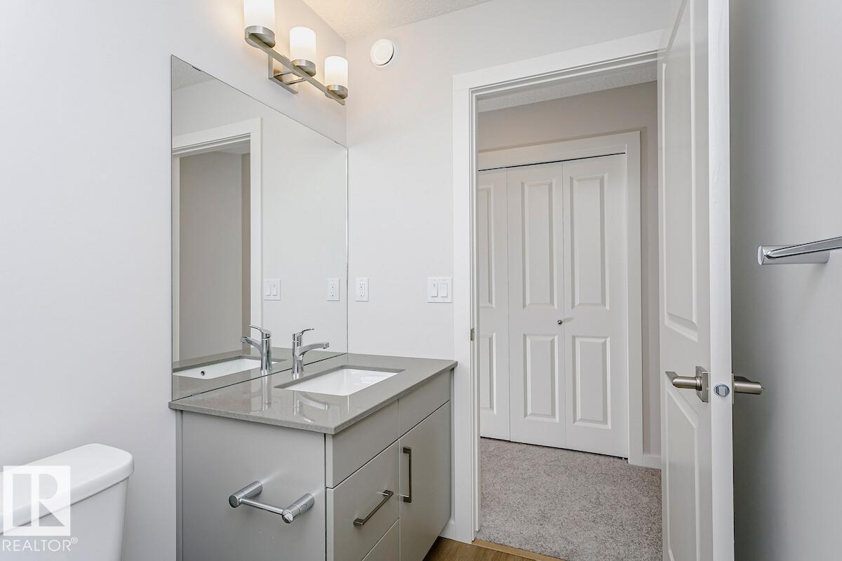 29 Mcleod Av Property Photo 12