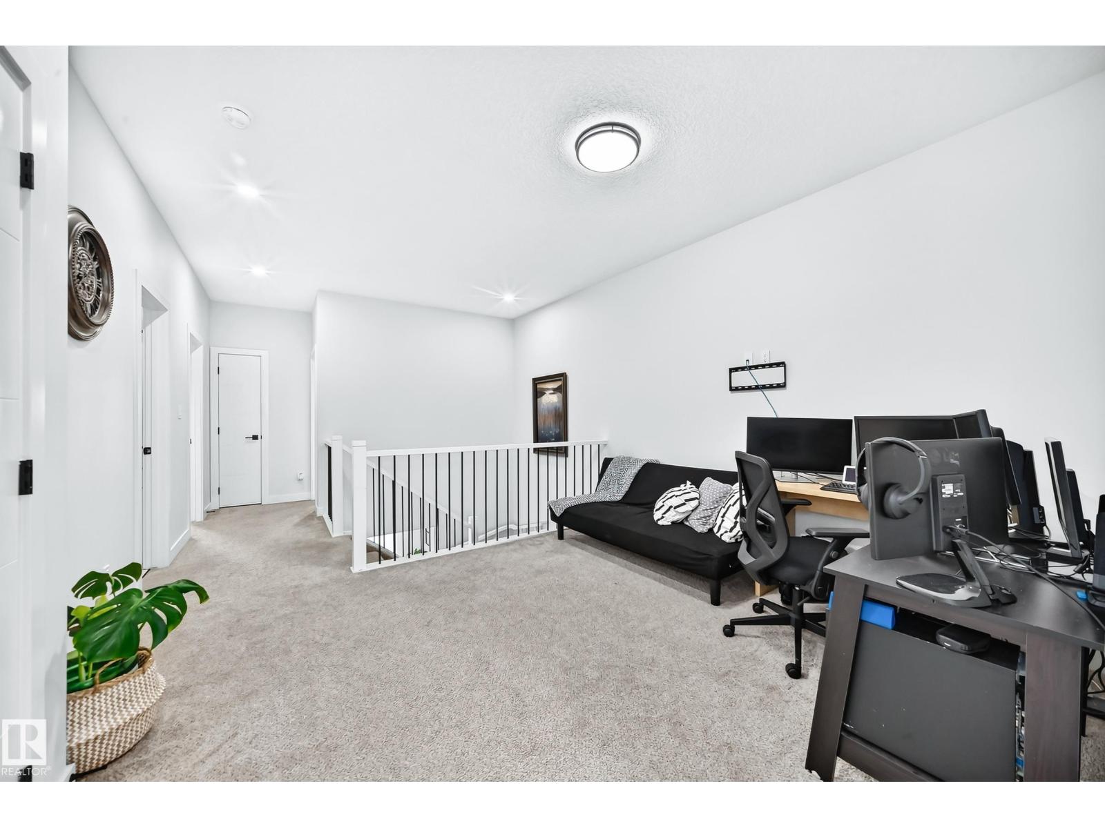 223 Rolston Wd Property Photo 40