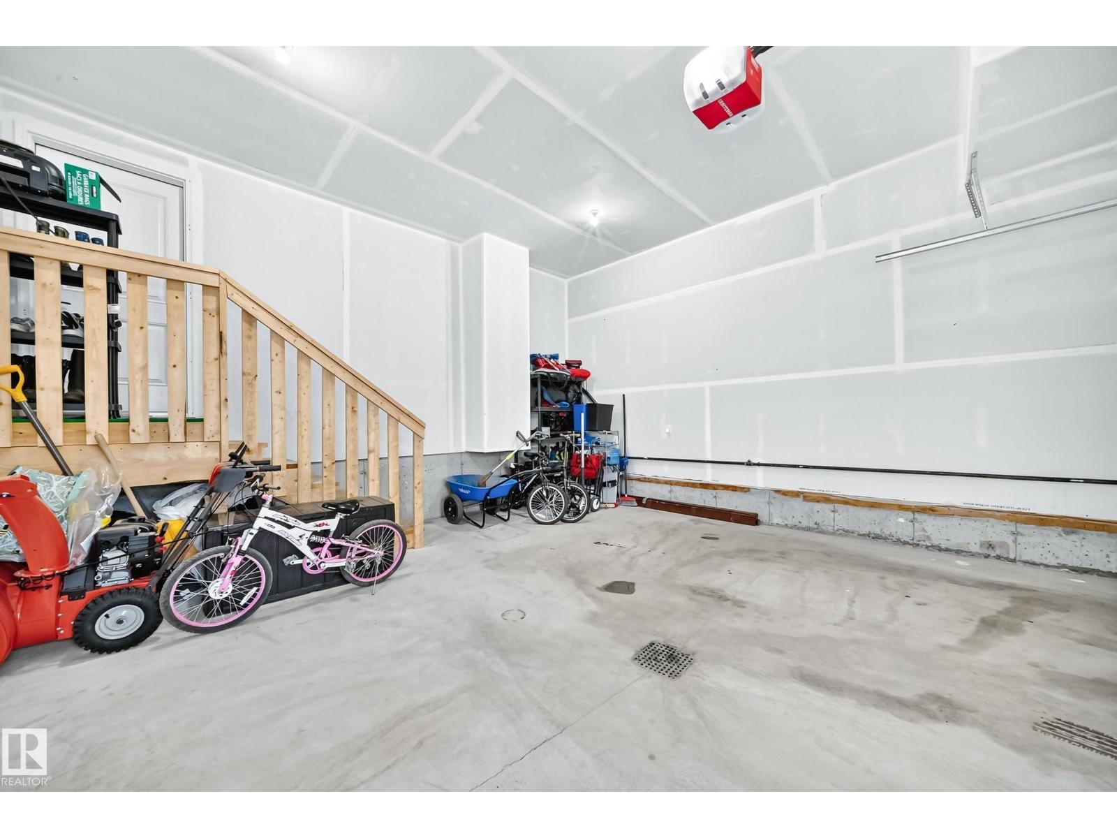 223 Rolston Wd Property Photo 48