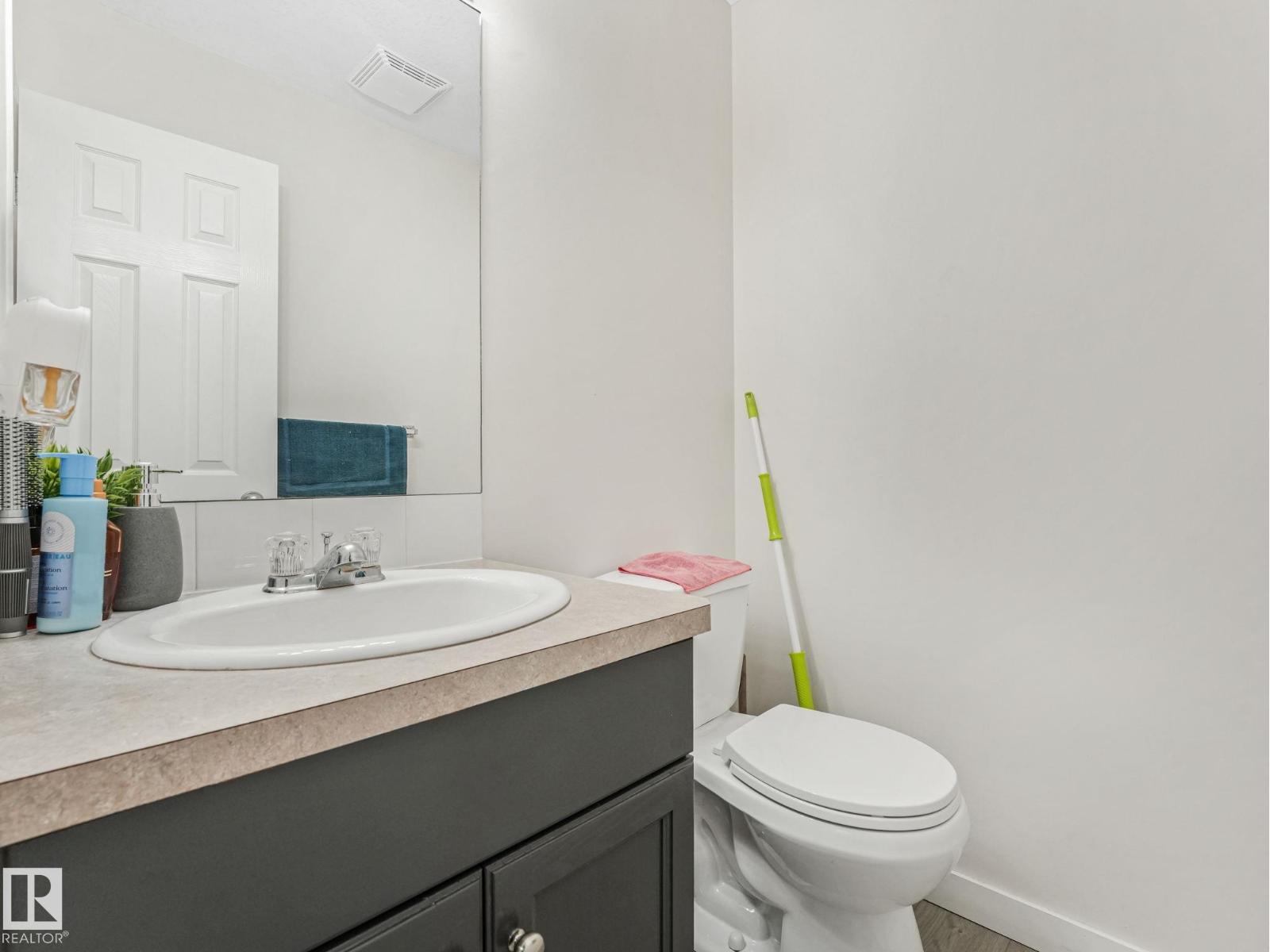 #18 230 Edwards Dr Sw Property Photo 26