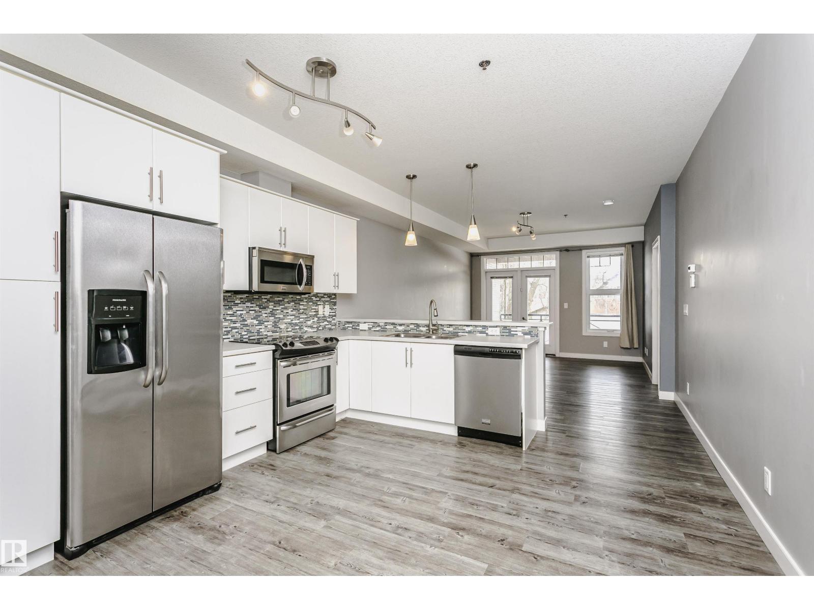 #211 10808 71 Av Nw Property Photo 9