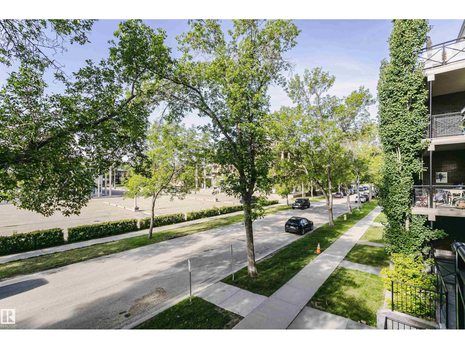 #211 10808 71 Av Nw Property Photo 14