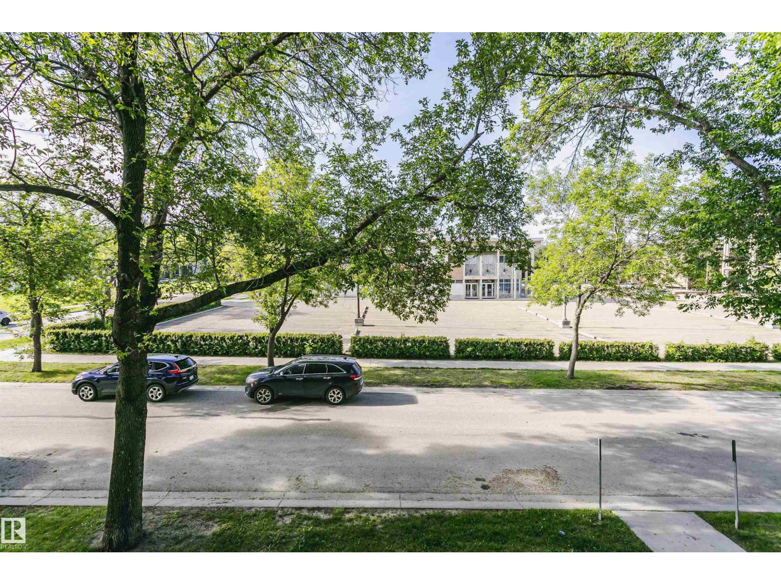 #211 10808 71 Av Nw Property Photo 15