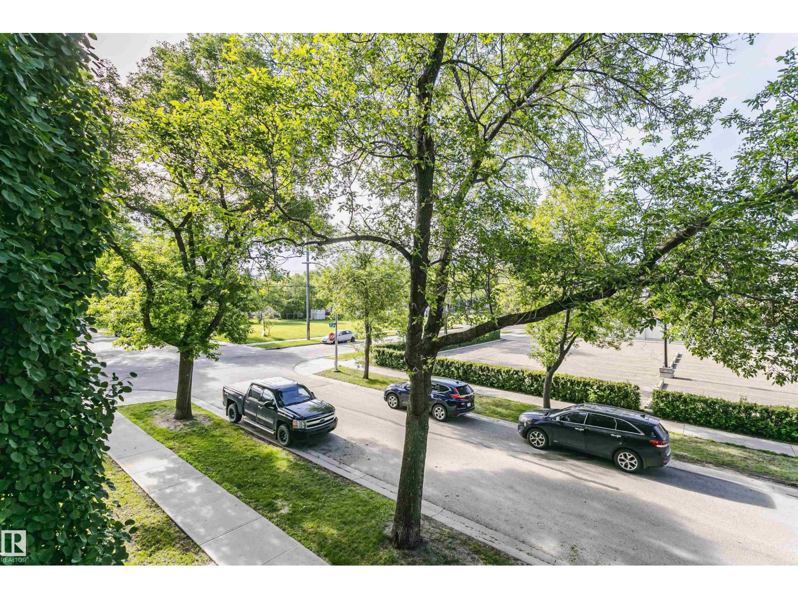 #211 10808 71 Av Nw Property Photo 16