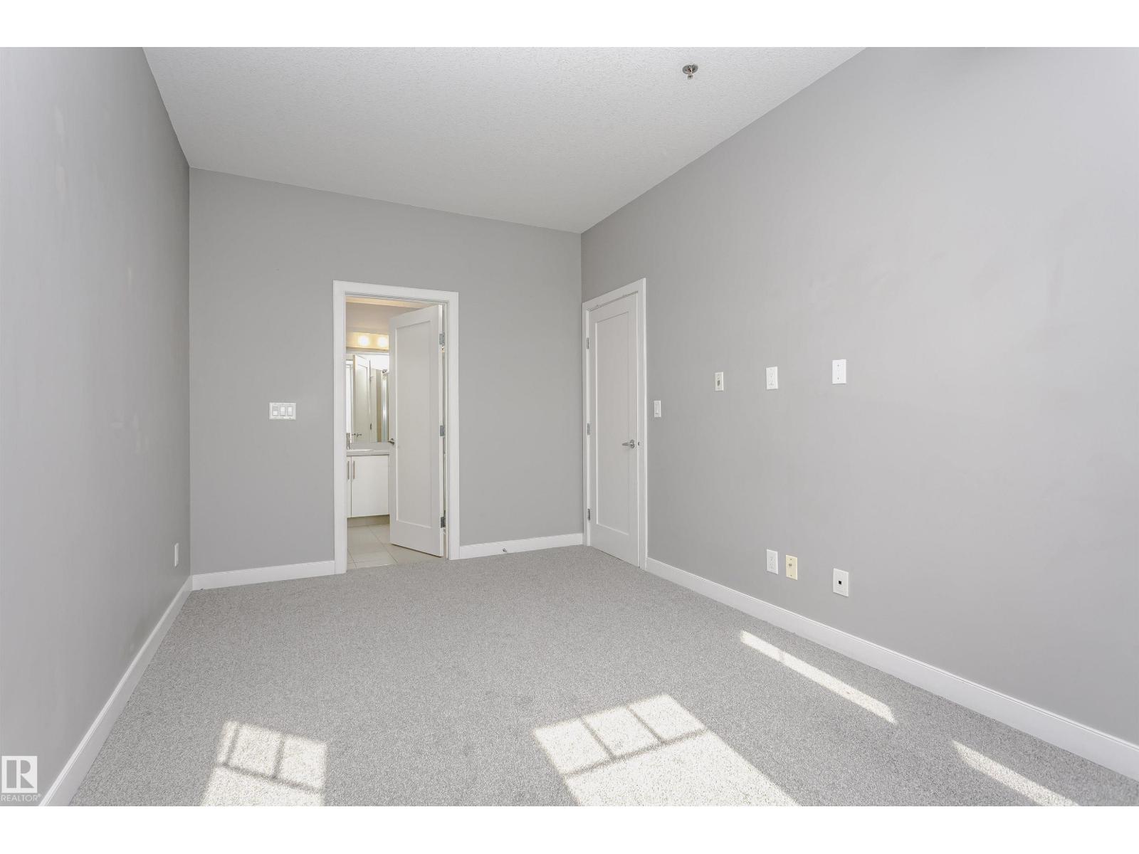 #211 10808 71 Av Nw Property Photo 23