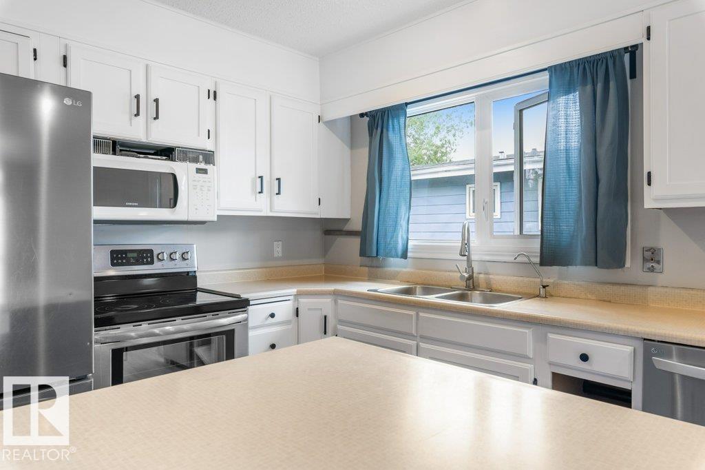 2016 82 St Nw Property Photo 11