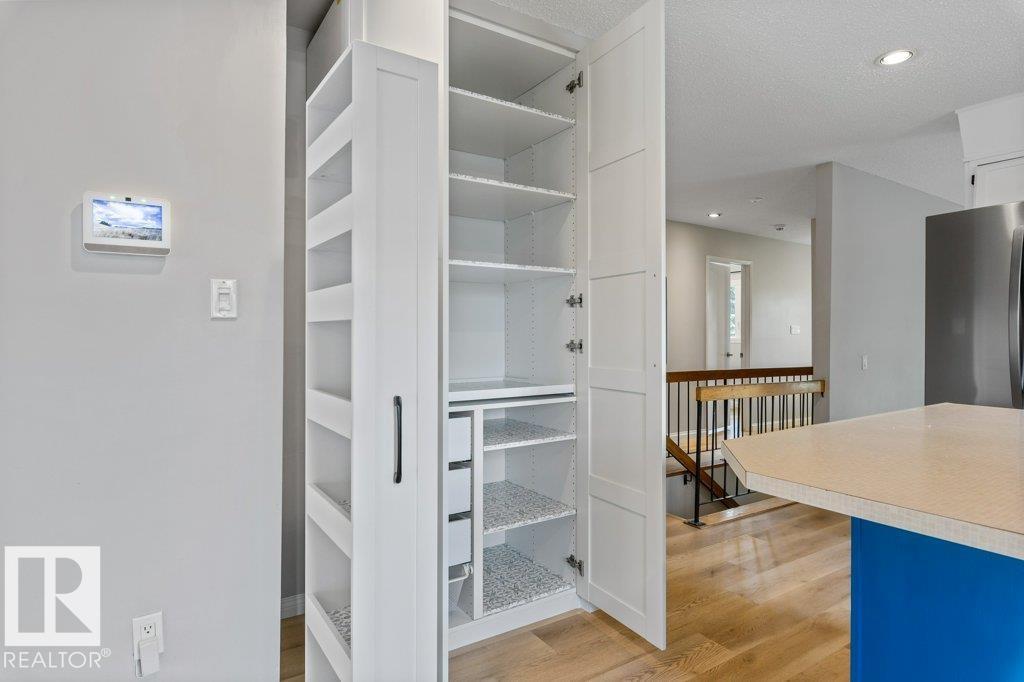 2016 82 St Nw Property Photo 21