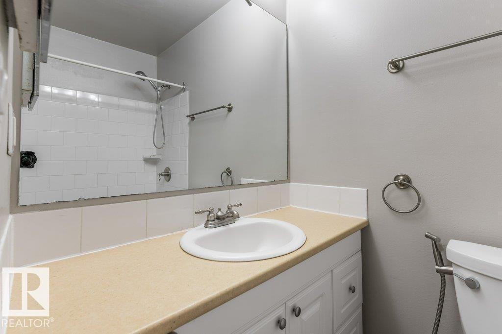 2016 82 St Nw Property Photo 23