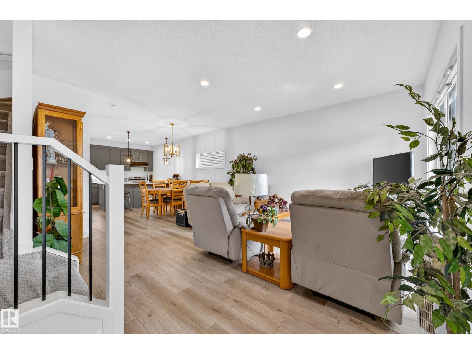 104 Kidd Cr Property Photo 4